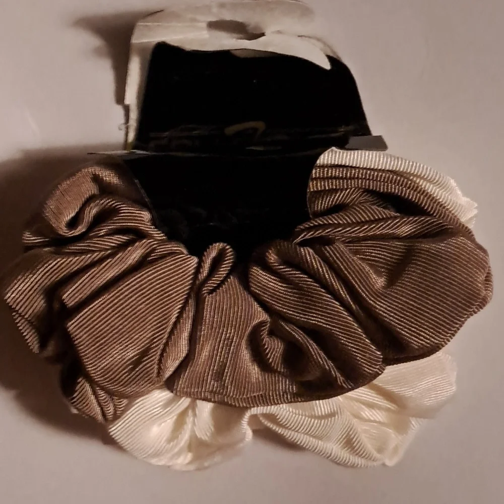 2 NEW HAIR Scrunggies, ponytail holders. Off white/ ivory cream & brown, FIRM